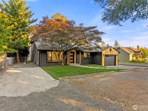 18542 Stone Avenue N, Shoreline WA 98133