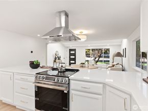 18542 Stone Avenue N, Shoreline WA 98133