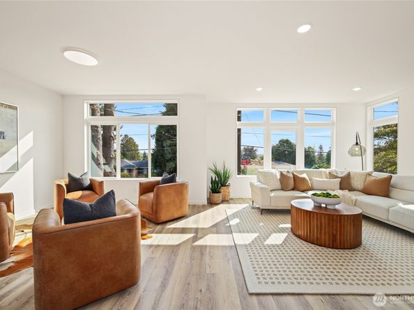 12037 Fremont Avenue N 1, Seattle WA 98133