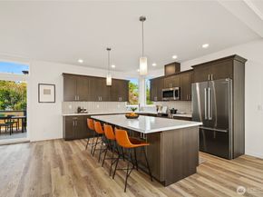 12037 Fremont Avenue N 1, Seattle WA 98133