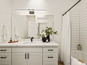 12037 Fremont Avenue N 1, Seattle WA 98133