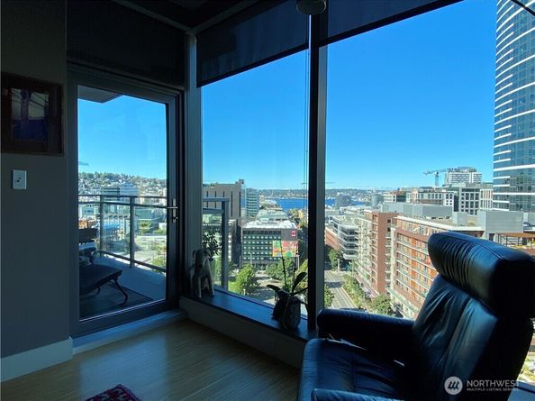 820 Blanchard Street 1301, Seattle WA 98121