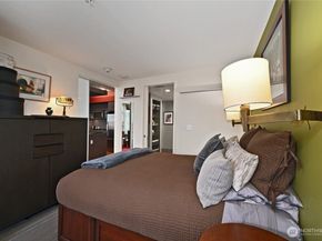 820 Blanchard Street 1301, Seattle WA 98121
