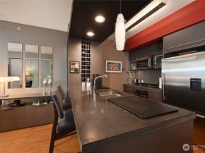 820 Blanchard Street 1301, Seattle WA 98121