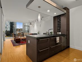 820 Blanchard Street 1301, Seattle WA 98121