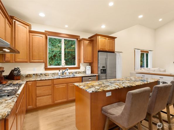 7368 E Wyoming Street, Port Orchard WA 98366