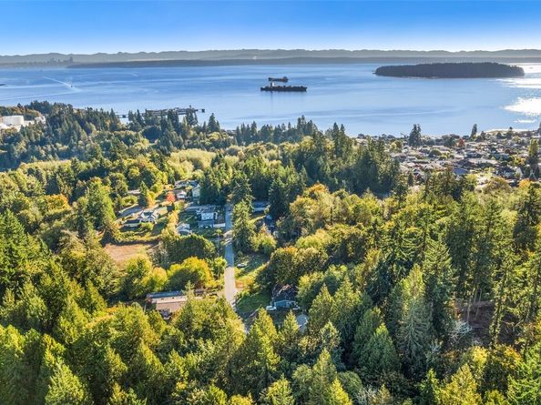 7368 E Wyoming Street, Port Orchard WA 98366