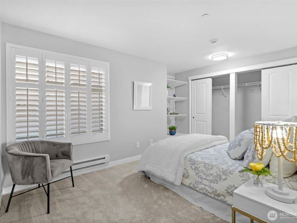 15330 Sunwood Boulevard E203, Tukwila WA 98188