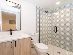 7341 21st Avenue NE B, Seattle WA 98115