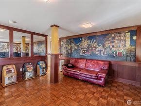 3034 30th Avenue W, Seattle WA 98199