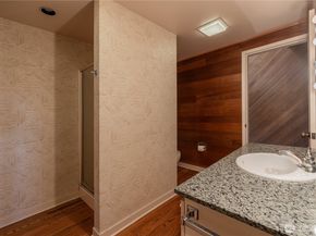 3034 30th Avenue W, Seattle WA 98199