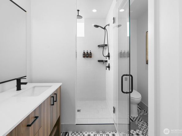 2214 13th Avenue S B, Seattle WA 98144