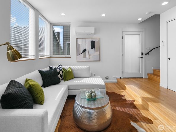 2214 13th Avenue S B, Seattle WA 98144