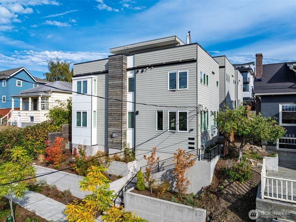 2214 13th Avenue S B, Seattle WA 98144