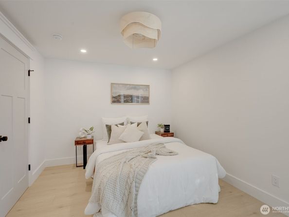 4203 5th Avenue NW, Seattle WA 98107