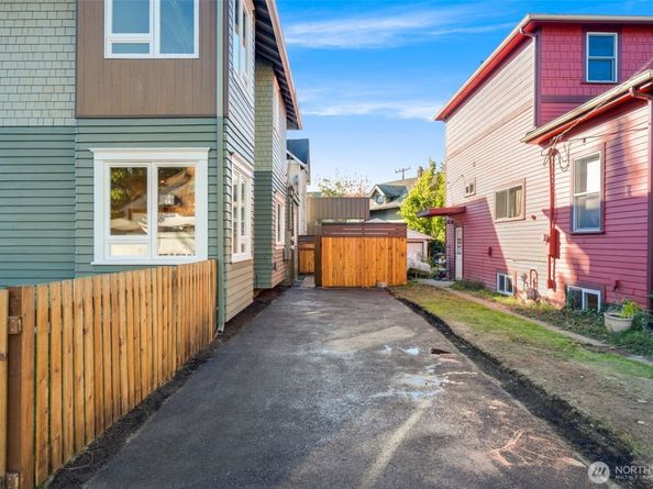 4203 5th Avenue NW, Seattle WA 98107