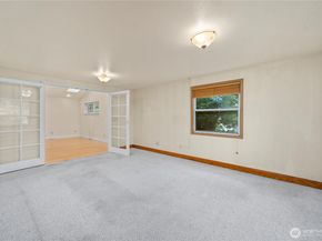 18504 8th Avenue NE, Shoreline WA 98155