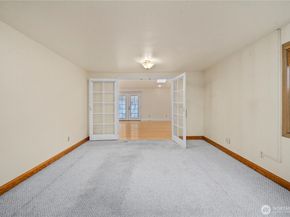 18504 8th Avenue NE, Shoreline WA 98155