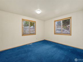 18504 8th Avenue NE, Shoreline WA 98155