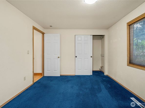 18504 8th Avenue NE, Shoreline WA 98155