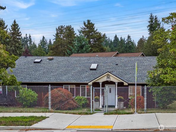 18504 8th Avenue NE, Shoreline WA 98155