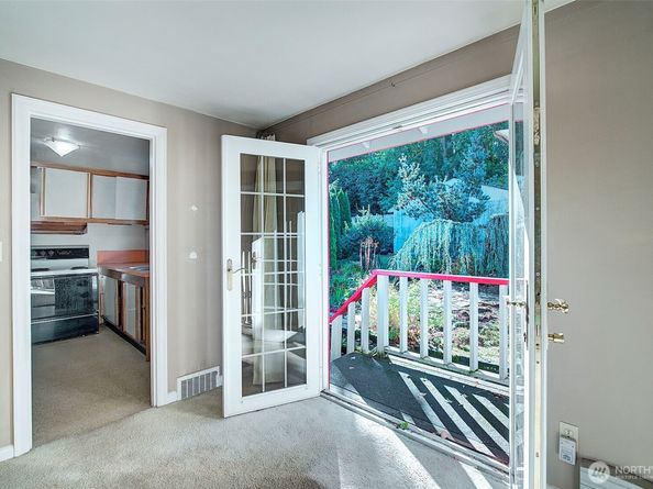 2303 NE 95th Street, Seattle WA 98115