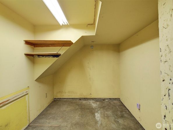 2303 NE 95th Street, Seattle WA 98115
