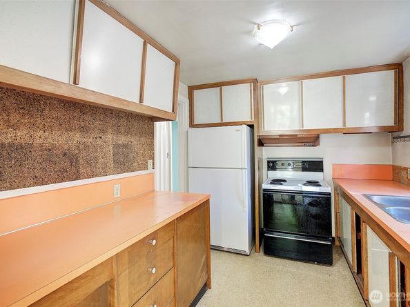 2303 NE 95th Street, Seattle WA 98115