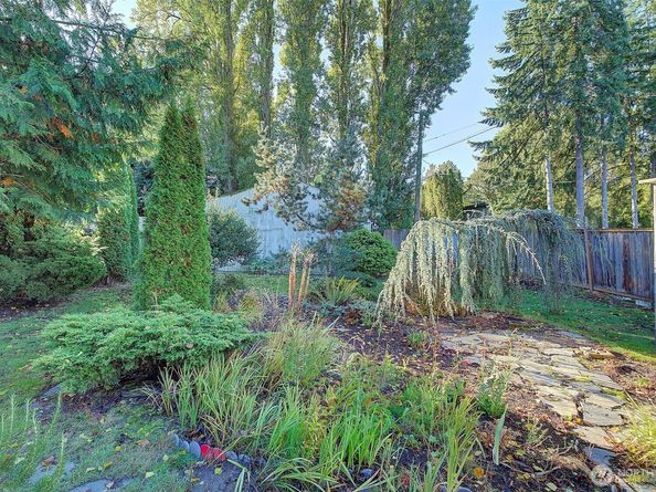 2303 NE 95th Street, Seattle WA 98115