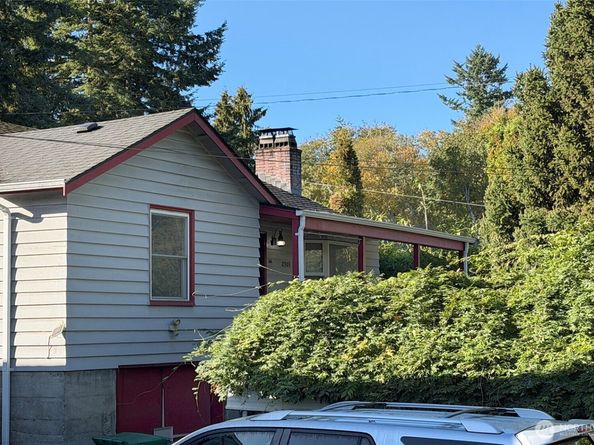 2303 NE 95th Street, Seattle WA 98115