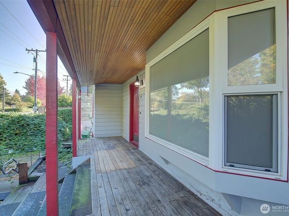 2303 NE 95th Street, Seattle WA 98115