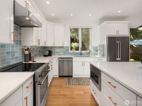 10419 & 10421 41st Avenue SW A & B, Seattle WA 98146
