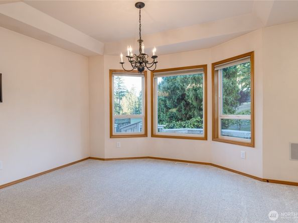 10320 SE 304th Place, Auburn WA 98092