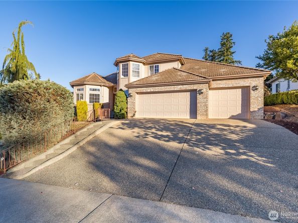 10320 SE 304th Place, Auburn WA 98092