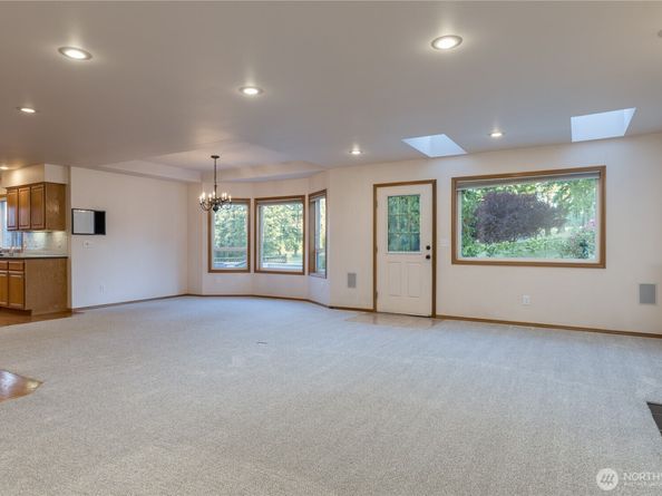 10320 SE 304th Place, Auburn WA 98092