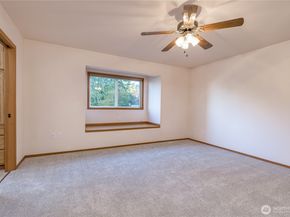 10320 SE 304th Place, Auburn WA 98092