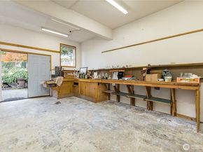 10320 SE 304th Place, Auburn WA 98092