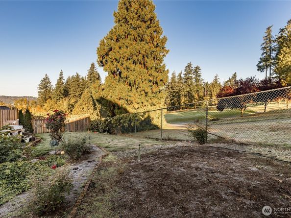10320 SE 304th Place, Auburn WA 98092