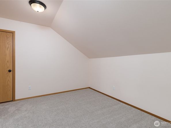 10320 SE 304th Place, Auburn WA 98092