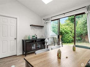 8739 17th Avenue NW, Seattle WA 98117