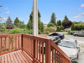8739 17th Avenue NW, Seattle WA 98117