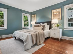 324 NE 52nd Street, Seattle WA 98105