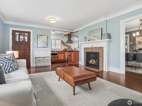 324 NE 52nd Street, Seattle WA 98105