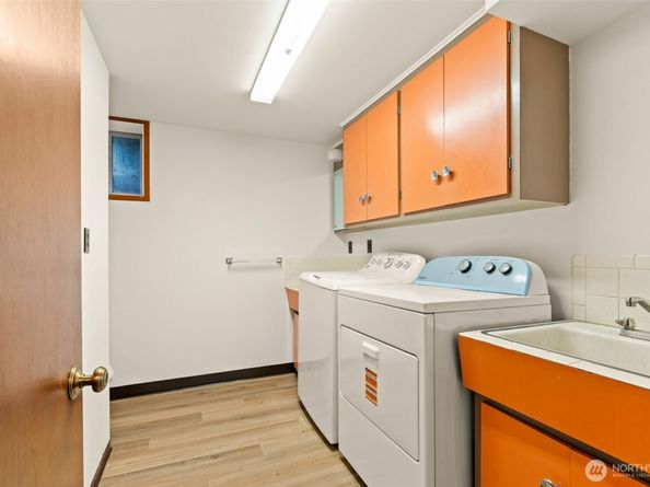 22039 98th Place W, Edmonds WA 98020