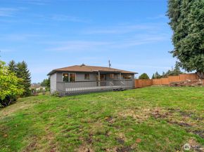 22039 98th Place W, Edmonds WA 98020