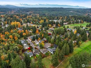 2215 Holiday Place NW, Bremerton WA 98312