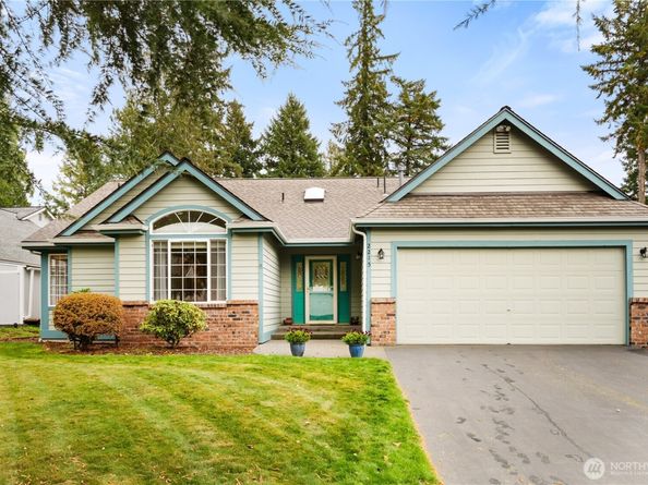 2215 Holiday Place NW, Bremerton WA 98312