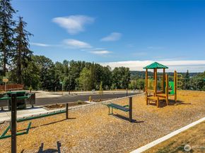 4040 Aberdeen Way NE, Renton WA 98056