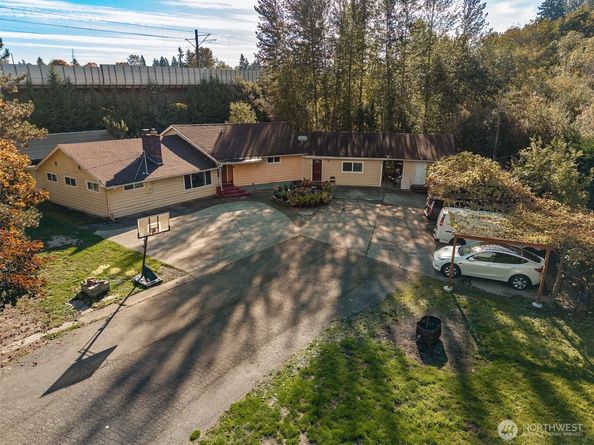 13718 Macadam Drive S, Tukwila WA 98168