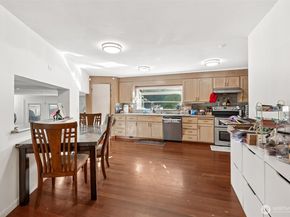 13718 Macadam Drive S, Tukwila WA 98168